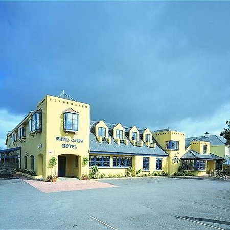 קיל איירן Whitegates Pub & Accommodation מראה חיצוני תמונה